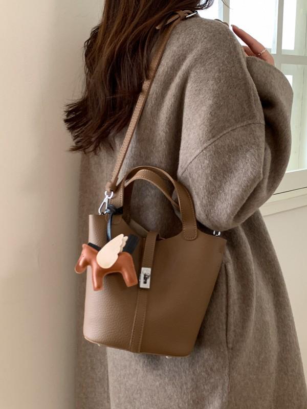 2025 Trendy Korean Niche Women's Crossbody Bucket Handbag for Autumn/Winter