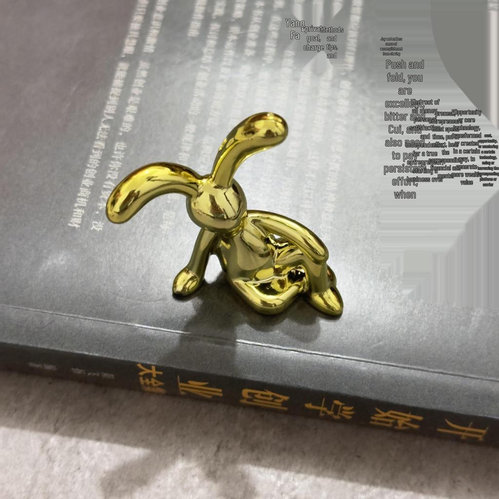 Nordic Electroplated Modern Rabbit Ornament - Elegant Long-Legged Toy Car Decoration for Living Room