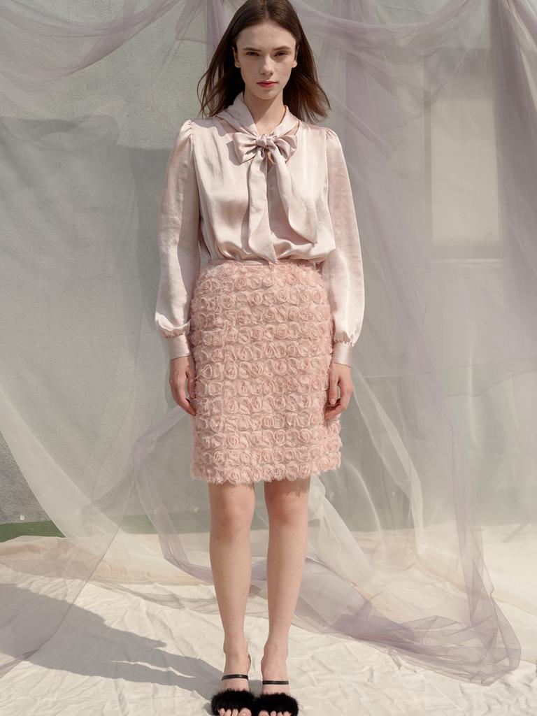 SORRY, TOO MUCH LOVE Nobility Satin Ribbon Scarf Blouse_Beige