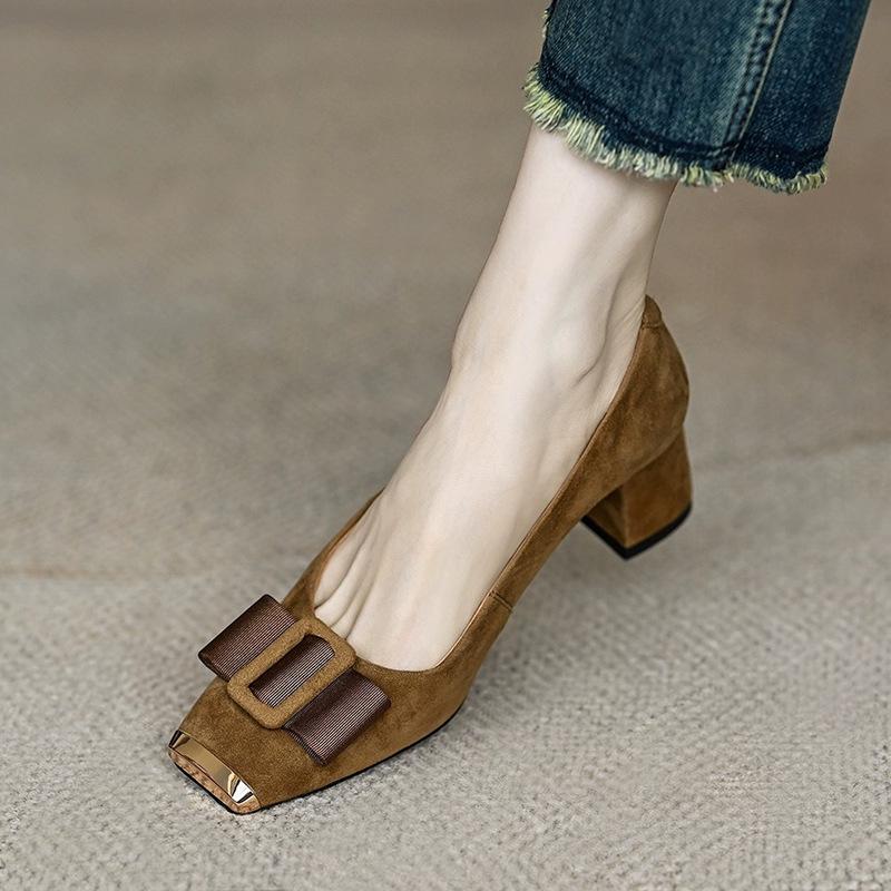 

French retro fashion bow light mouth single shoes women s spring and autumn new square head medium heel thick heel versatile high heel ladyshoes 40