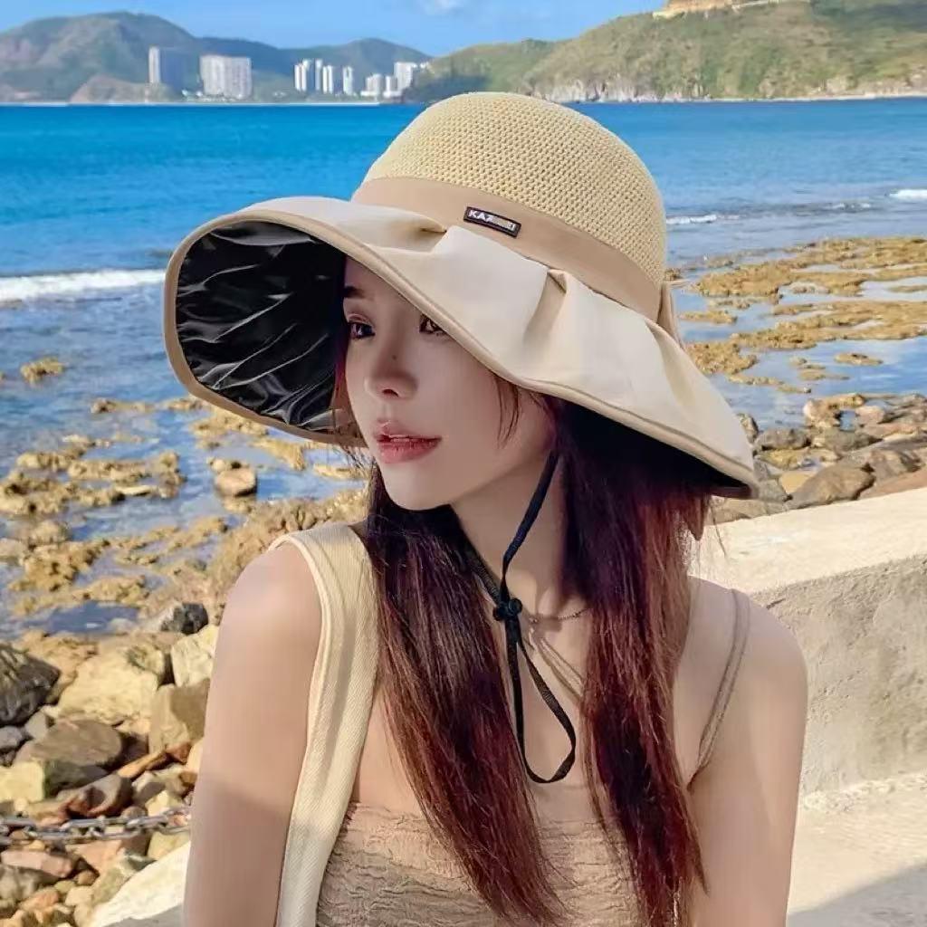 Cappello da sole da donna in paglia con tesa extra larga e bordo in pizzo traspirante per l'estate e la spiaggia