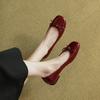 French Retro Bow Patent Leather Beanie Shoes Women 2025 Flat Summer and Autumn Soft Leather Thick Heel Burgundy Single Shoes Women
