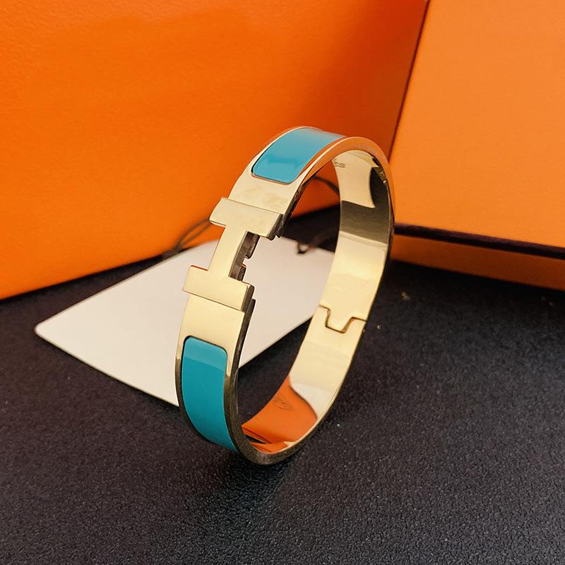 2026 Klasik Moda Trendi Bileklik Kadın Rose Gold Kart Tokalı Bileklik Takı Aksesuarları Genişlik 12MM