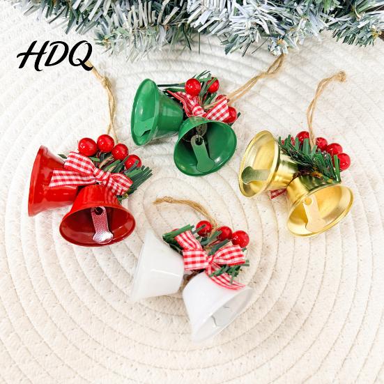 Reusable Festive Home Accents Christmas Bell Hanging Ornament Red Gold Pine Cone Wreath Decor Retro Pastoral Style Baubles for Tree Rustic Farmhouse