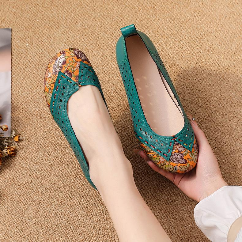 Genuine Leather Soft Sole Mother Shoes Sandals Flat Non-slip Middle-aged and Elderly Single Shoes Hollow Breathable Hole Spring and Summer Style