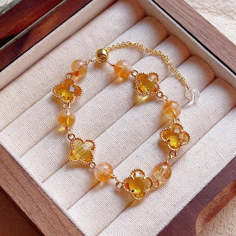 Green Rutilated Quartz & Obsidian Four-Leaf Clover Bracelet - Dreamy Wonderland Design for Women, Unique Gift.