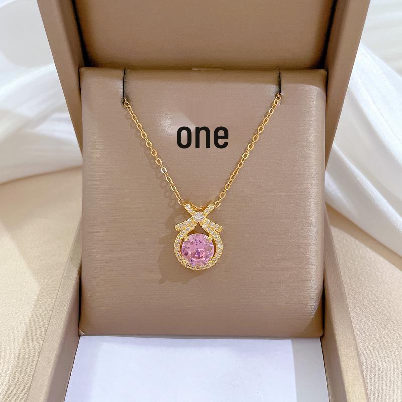 Personalized Titanium Steel Sparkling Necklace for Women – Lively Luck Pendant with Chic Design