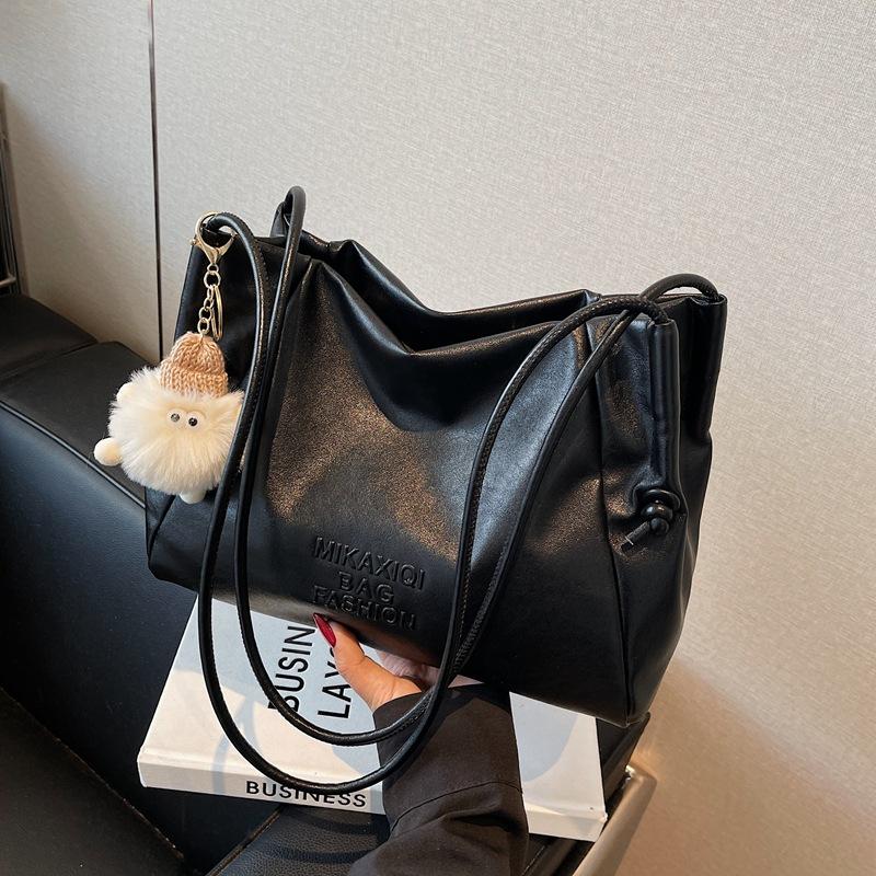 Premium commuter large-capacity bag women's new versatile shoulder bag summer portable tote bag