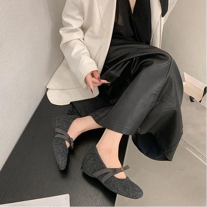 Autumn And Winter Retro Velvet Soft Soled Women's Shoes With Bow Tie Single Shoes