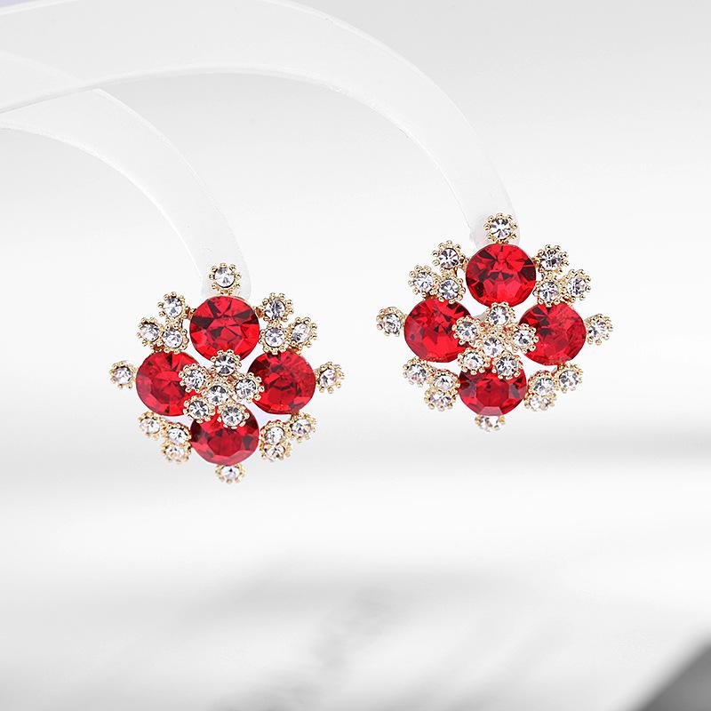 Winter Christmas Snowflake Earrings for Women Shining Red Crystal Flower Stud Earring Statement Xmas Gifts Luxury Jewelry
