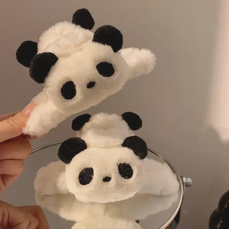 Panda Plush Hair Clip: Cute Cartoon Headdress Shark Clip for Autumn/Winter