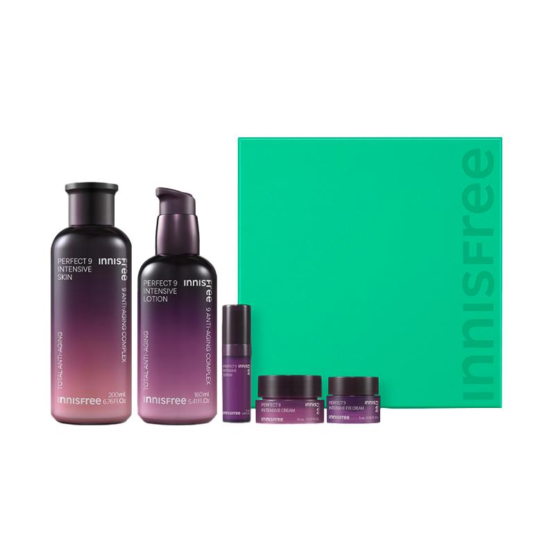 Innisfree 9 Увлажняющий и Увлажняющий Набор Подарочный Набор Ухода за Кожей Perfect 9 - Набор Ухода за Кожей Perfect 9 коричневый
