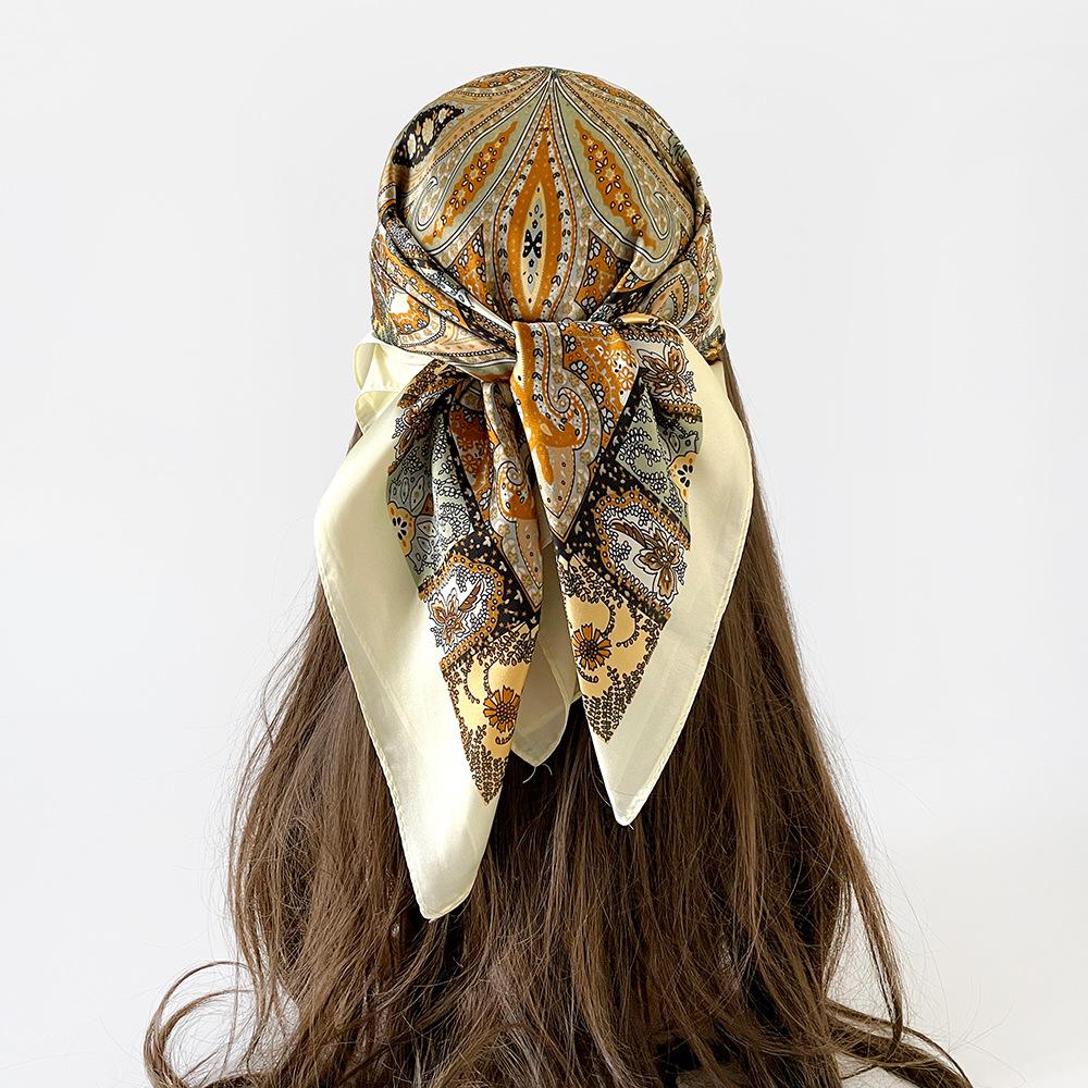 Black and White Cashew Floral Silk Scarves Wholesale Hot-selling, 71cm Headscarves, Headscarves, Square Scarves for Women, Summer Thin Scarves