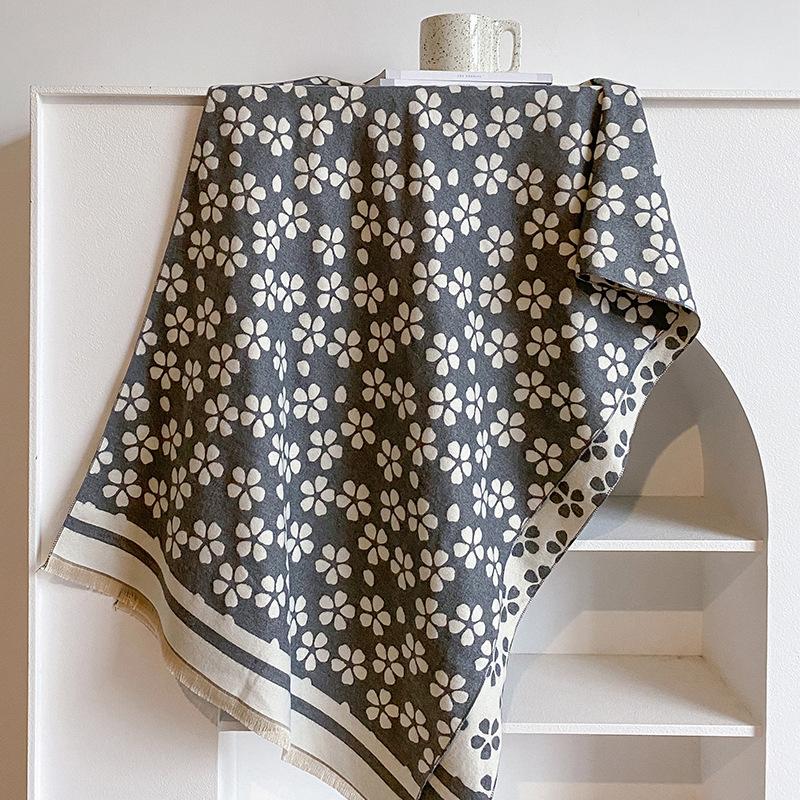 Scarf Women'S Korean Version Flower Thickened Warm Scarf Long Fashion Versatile Dual-Use Student Shawl