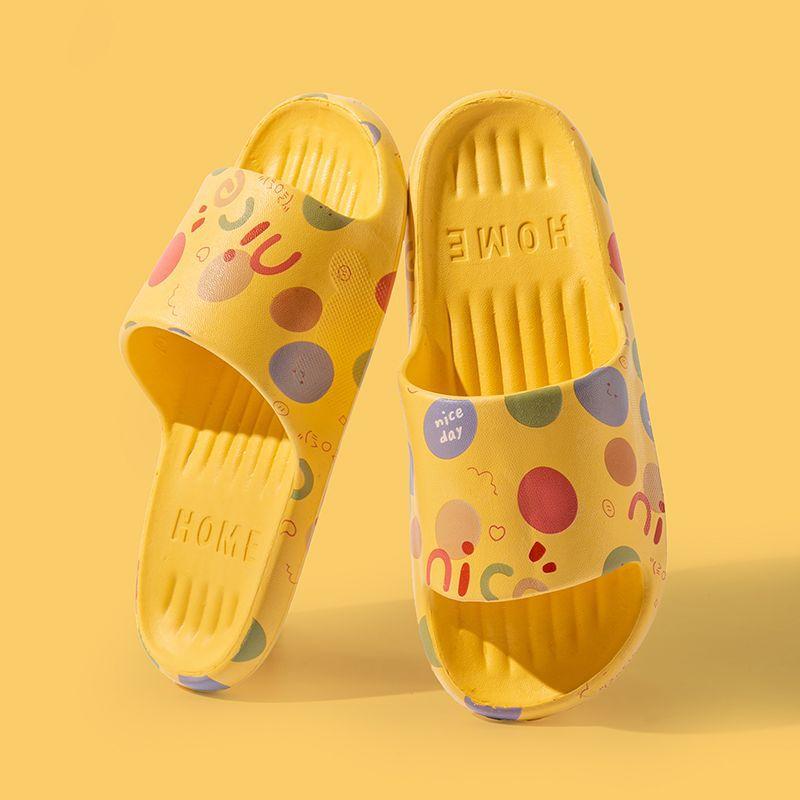 

Мужские тапочки летняя обувь 2025 новинка домашние комнатные нескользящие и не вызывающие запаха спортивные прохладные тапочки для мужчин 44-45