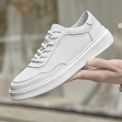 Modne Klasyczne Białe Sneakersy dla Mężczyzn Wygodne Sneakersy z Prawdziwej Skóry Buty Sportowe do Skateboardingu Trenerzy Męskie białe buty