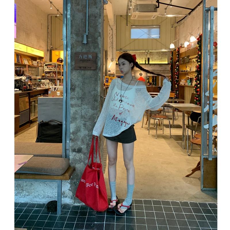 Lazy Letter-printed Sunscreen Blouse Women's Summer Long-sleeved Shirt Loose and Unique Off-shoulder Slanted Shoulder Top