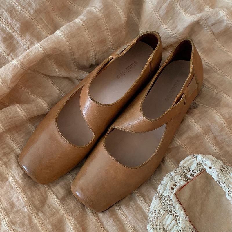 

Балетки на высоком толстом каблуке с квадратным носком в темном стиле 40 хаки