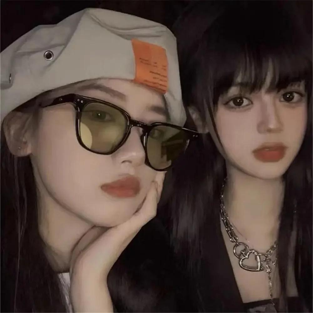 Vintage Style Square Sun Glasses Women's Fashion Style Oversized Sun Eyeglasses Men's Driving Use Shades Black UV400 Protection Eyewear Gafas De Sol