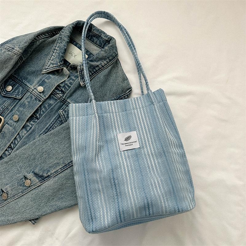 

Сумка-тоут женская сумка на плечо женская сумка сумка большой вместимости 2025 новая корейская версия трендовая студенческая универсальная сумка-тоут синий