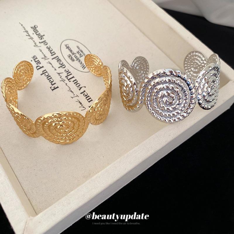 Metal texture round fold opening bracelet fashionable simple versatile bracelet niche design jewelry