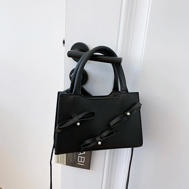 Koreański Styl Unikalna Kokarda Motylkowa Torba Podpachowa Damska Nowa Moda 2024 Osobowość Artystyczna Prosta Casualowa Torba Listonoszka Czarna Różowa Beżowa Zielona Żółta