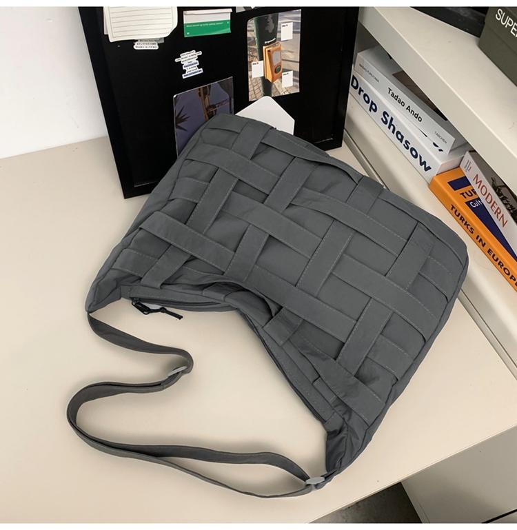 Men's Crossbody Bag Hollow Messenger Bag Women's Large Capacity Shoulder Bag