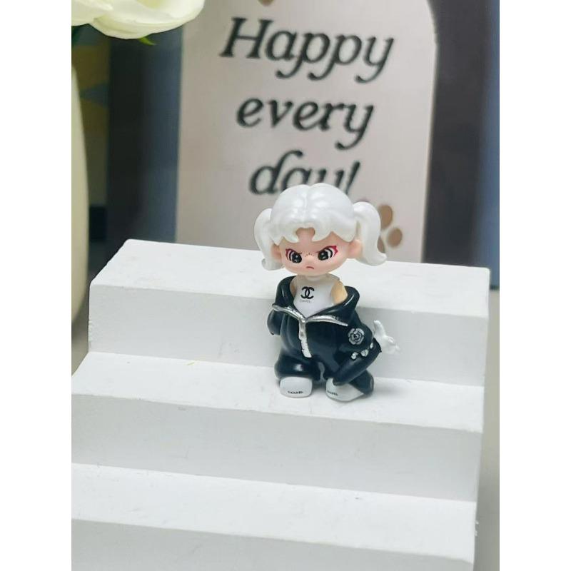 Mengli Dimo Sister Erchuang Changed The Baby's Optional Gift, Which Can Be Punched and Made Into A DIY Keychain Mobile Phone Chain.