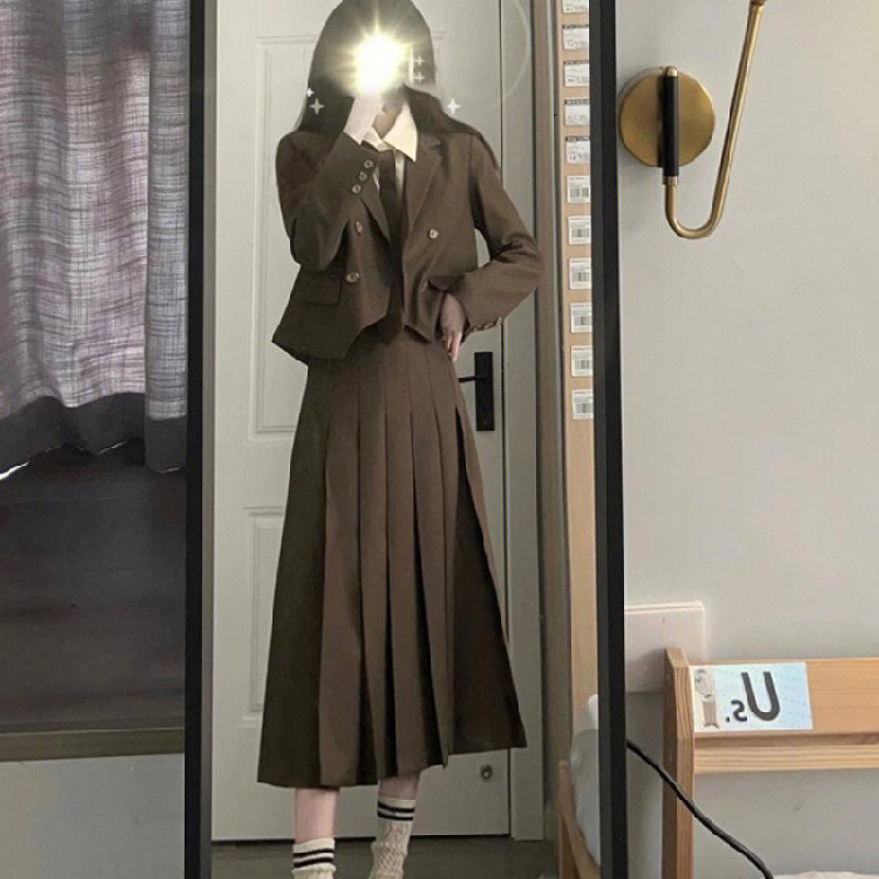 

SIMANNIKA 2023, весенне-осенний французский повседневный костюм, короткая куртка + юбка-миди, костюм из двух предметов, модный шикарный элегантный темпераментный женский костюм L дубильная кора