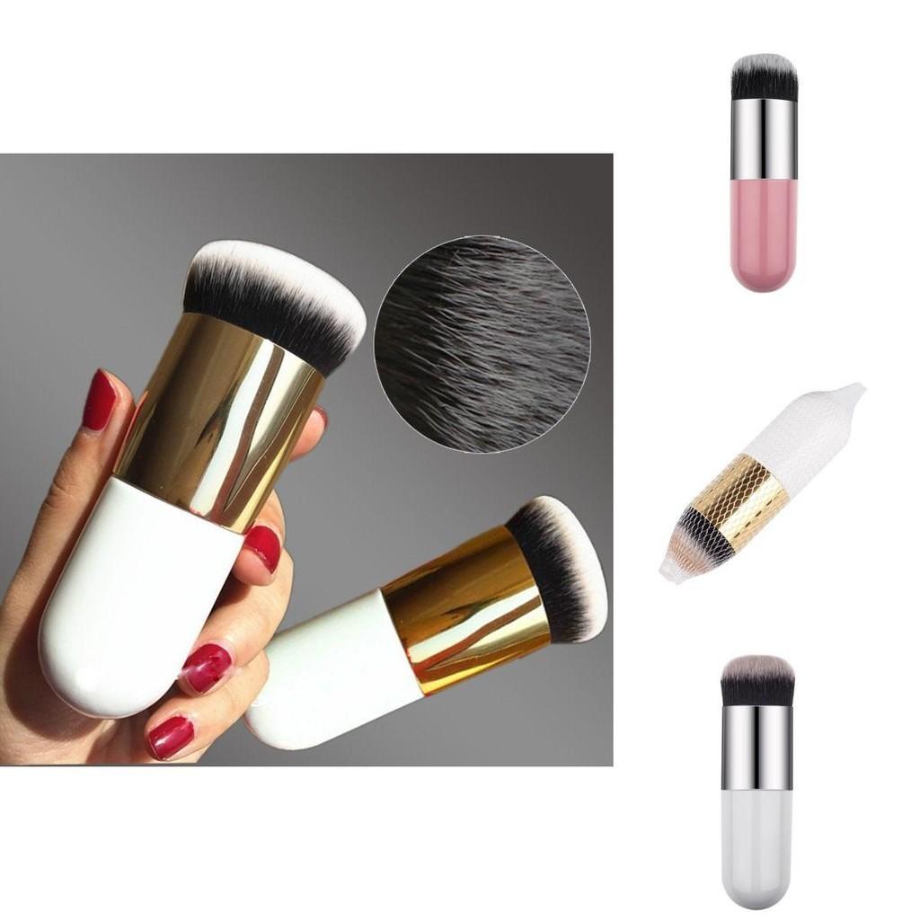 Chubby Pier Foundation Brush With Soft Nylon Bristles For Smooth Makeup Application