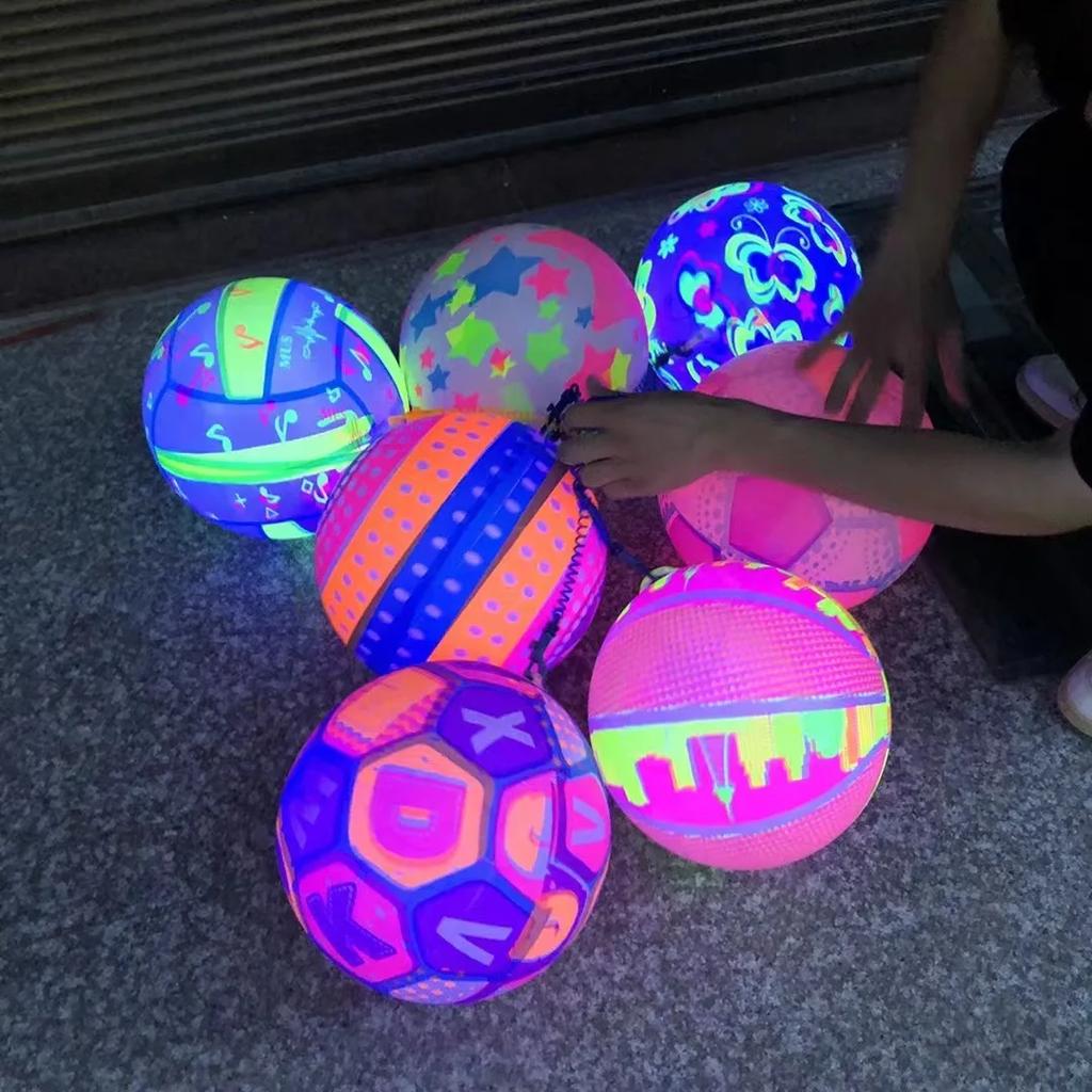 Inflatable LED Luminous Football Toy 20CM PVC Childrens Ball Outdoor Glowing Dark Light Up Sports Beach