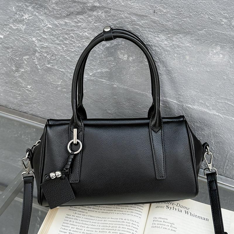 

Кожаная одноплечевая подмышечная темпераментная новая женская сумка из первого слоя коровьей кожи, сумка кроссбоди, портативная на плечо чёрный