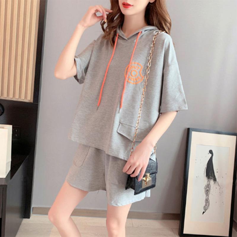 Women Loose Fit Summer Casual Hooded Short-sleeved Sweater Hoodie Sports Shorts Two-piece Fashion Suit