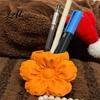 Decorative Flower Pencil Holder Satin Pen Holder Petal Design Desk Organizer Durable Soft Touch Desktop Storage PLA Container for Home Office
