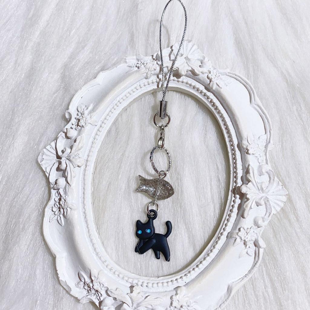 Multifuntional Keychain Travel Friendly Cat Phone Lanyard Acrylic Alloy Texture Phone Accessory for Everyday Carry