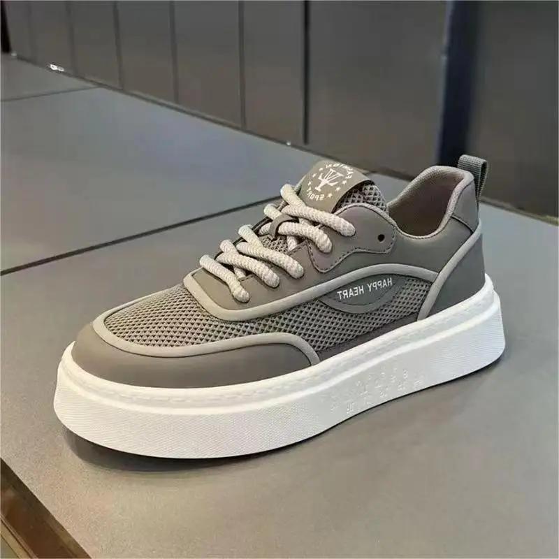 Mesh Comfort Board Shoes Men Light Breathable Sneaker Thick Soled Anti Slip Casual Shoes Fashion Versatile Running Shoes Tenis