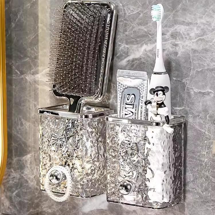 Wandmontiertes Ripple Badezimmerregal zur Aufbewahrung von Fernbedienung & Toilettenartikeln