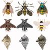 Bee Wolf Pin Enamel Metal Cute Animal Badge Brooch Pins Party Jewelry Gifts Brooches Jewelry Accessories Clothes Decoration