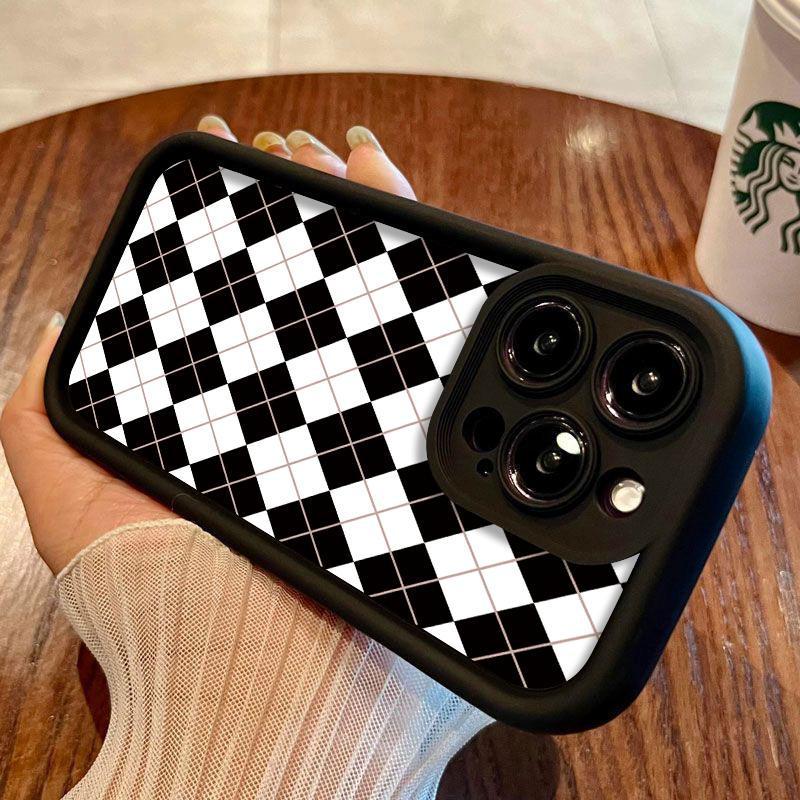 Checkered Silicone Soft Case for iPhone 12/13/14/15 Pro Max - Anti-Fall Protection