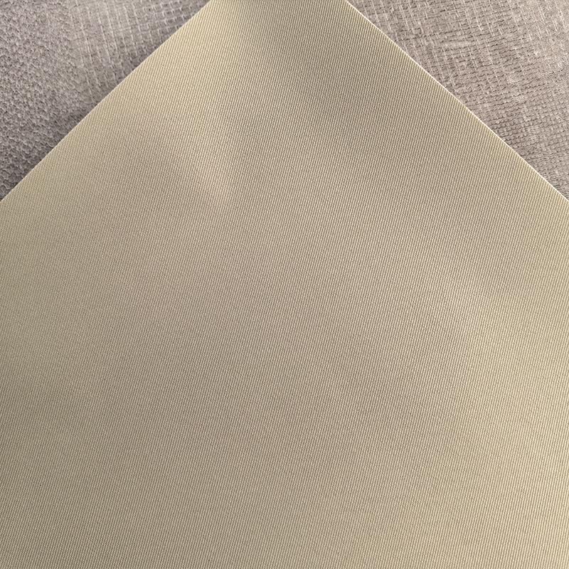 Samolepicí látkové záplaty na opravu pro renovaci pohovky, stěny, oděvů a závěsů.