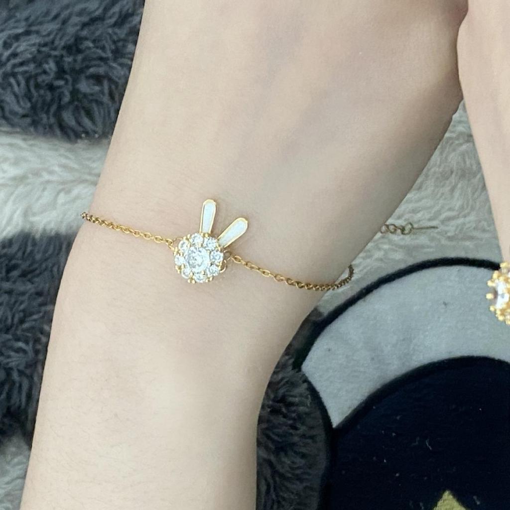 Kupfervergoldete Drehbarer Kaninchen-Anhänger-Halskette und Exquisite Luxus-Ohrringe und Ringe-Accessoires