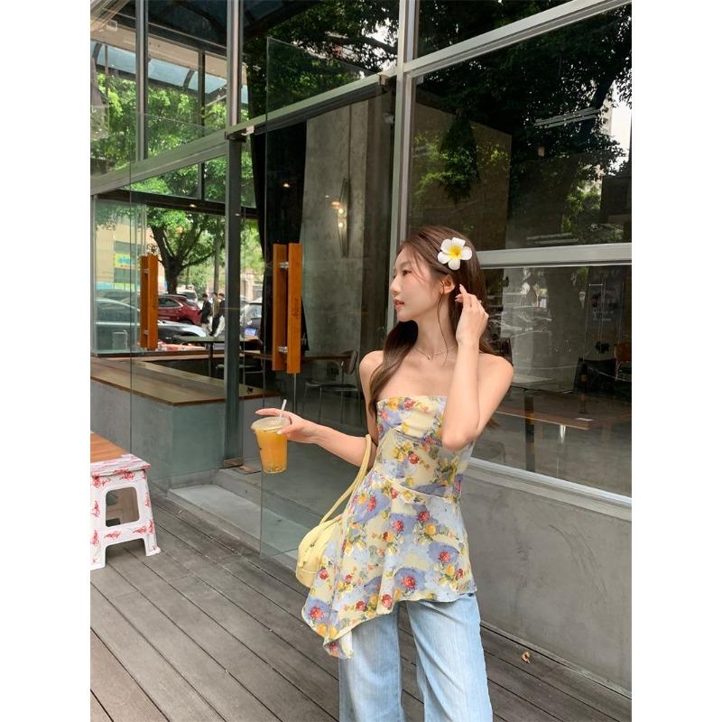 Summer Fresh and Sweet Age-reducing Floral Design Tube Top with Suspenders for Women Gender-neutral Irregular Hem Waist-cinching Top