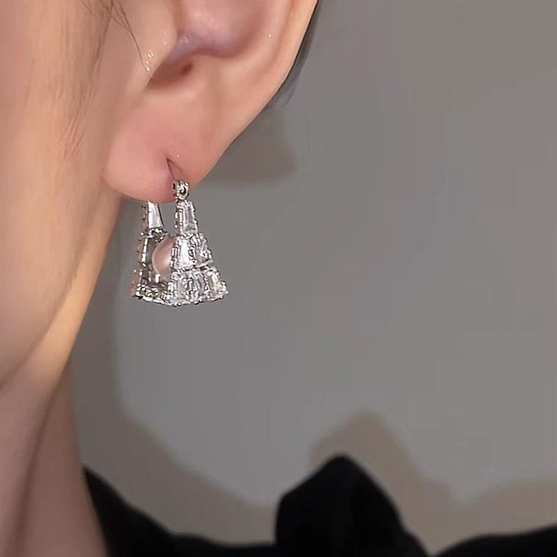 High-End Cubic Zirconia & Pearl Earrings for Women - Stylish, Versatile, and Unique Pearl Ear Ornaments
