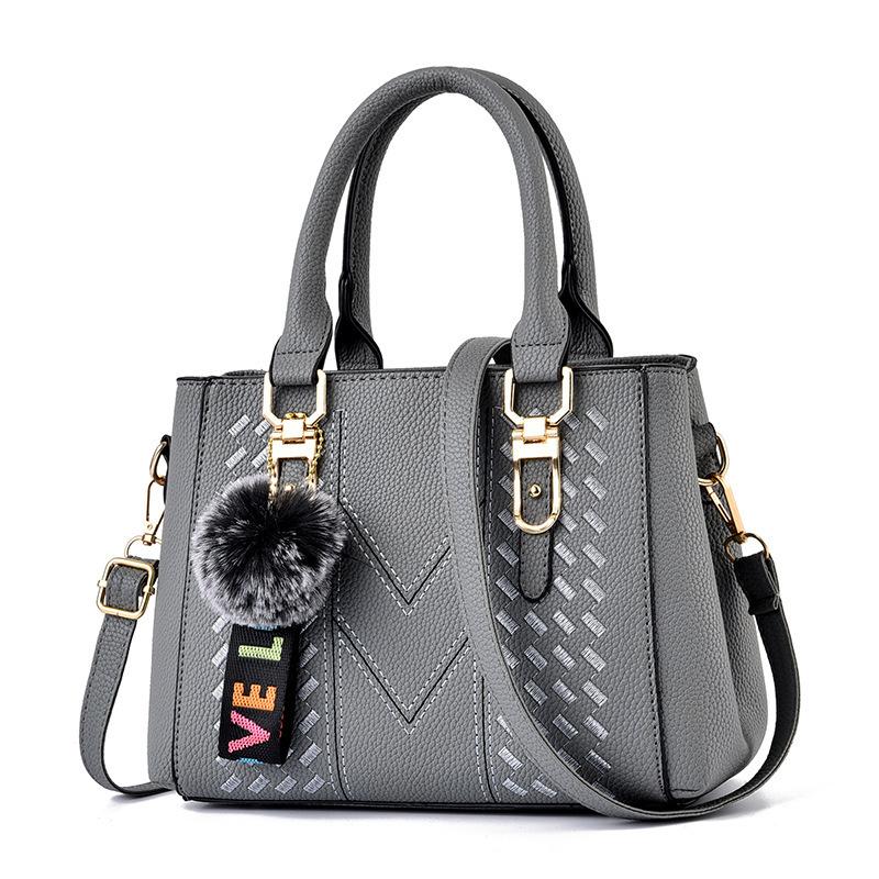 Hairball pendant, shoulder bag, women's handbag, simple small square bag, large capacity bag, messenger bag.