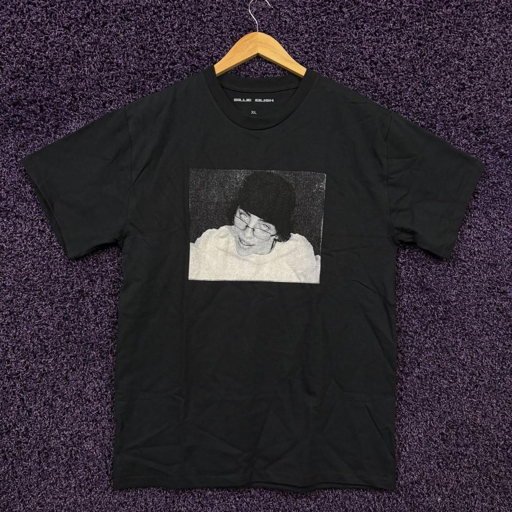 Billie Eilish Glasses Portrait TShirt Size Extra Large Unisex T-Shirt S