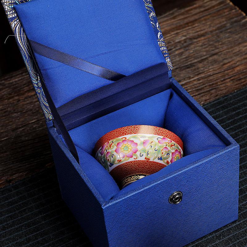 Ceramic Enamel Color Tasting Single Blue and White Douli Japanese Style Filigree Tea Bowl Kung Fu Master Cup Gift Bo