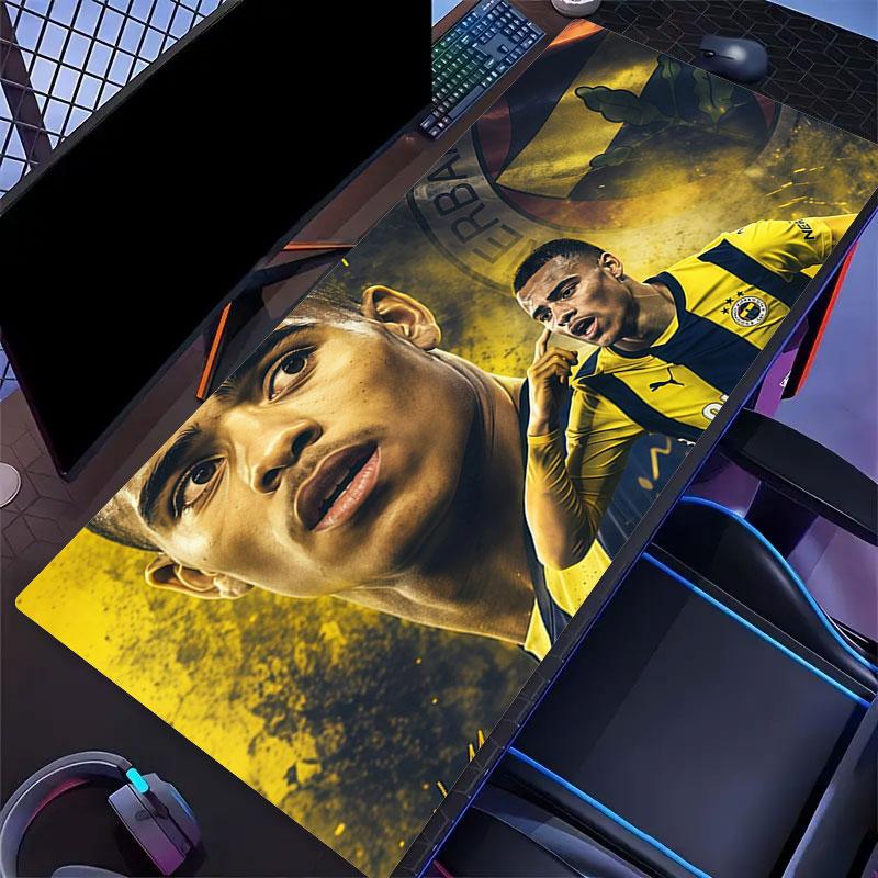 Mason Greenwood Mouse Pad, Large Gaming Desk Mat, Non-slip XXL Mousepad for Laptop & Tablet, Mini PC Playmat with Stitched Edges
