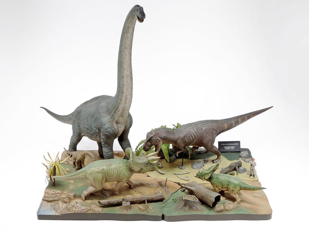Tamiya 1/35 Dinosaur World Series No. 06 Brachiosaurus Diorama Set Plastic Model 60106