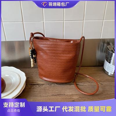 Fashion Woven Bucket Bag New Summer Bag Casual Shoulder Bucket Bag Premium Messenger Women's Bag