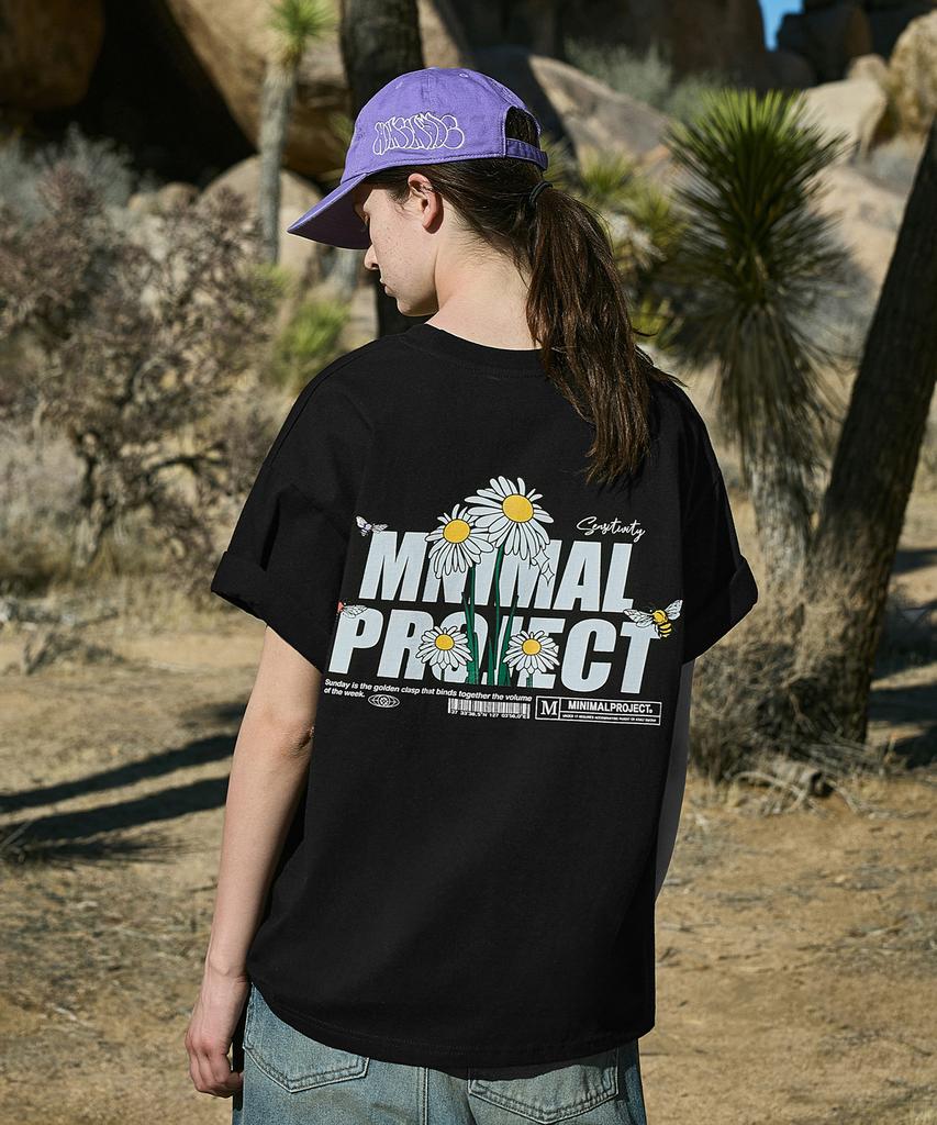 MINIMALPROJECT Daisy Flower Short Sleeve T-Shirt Mst168 [Black]